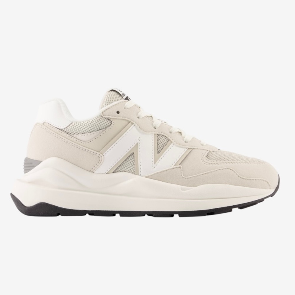 NEW New Balance 57/40 Sneaker in Sea Salt